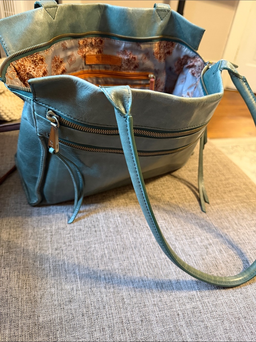 Women's Teal Leather Tote Bag - Teal